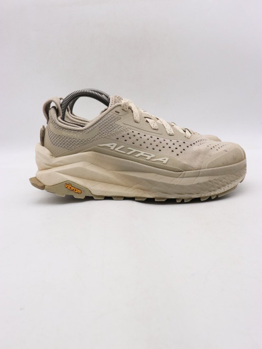 Altra Olympus 6 Women's Size 8.5 Vibram Sole Trail Running Gray Tan Sneakers